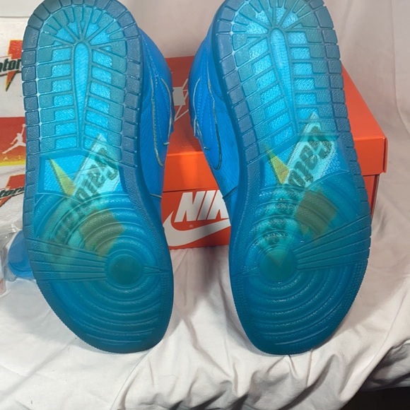 Jordan Retro 1 Blue Lagoons - Picture 2 of 4